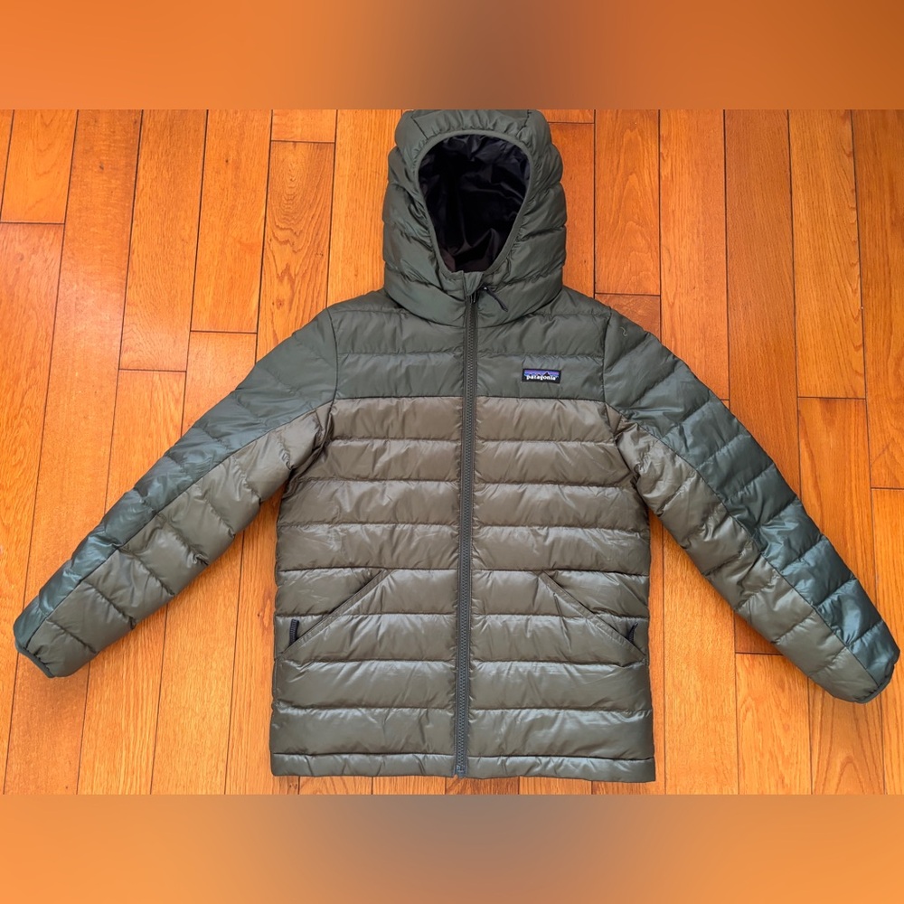 Patagonia Down Reversible kaki/ black Puffer Jacket
